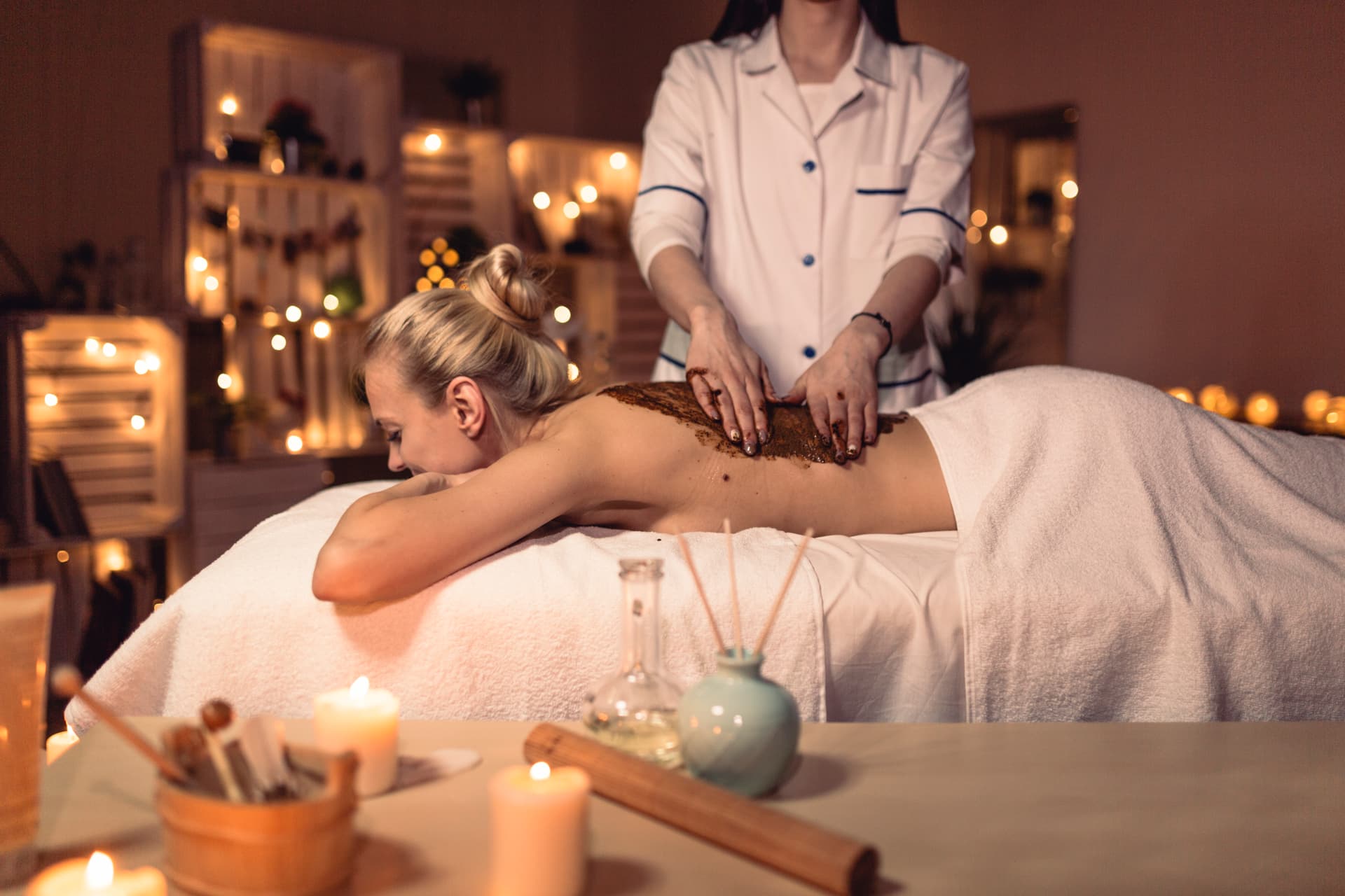 Deep Tissue Massage in Delhi
