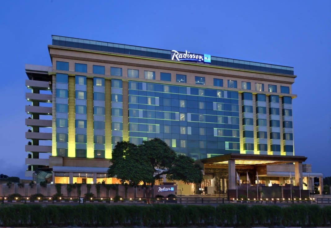 Luxury hotel spa in Noida